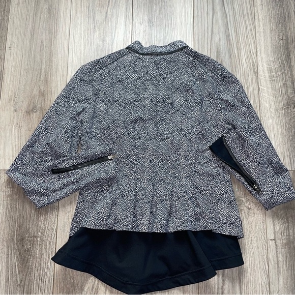 Lululemon Bust A Move Jacket! - Picture 8 of 16